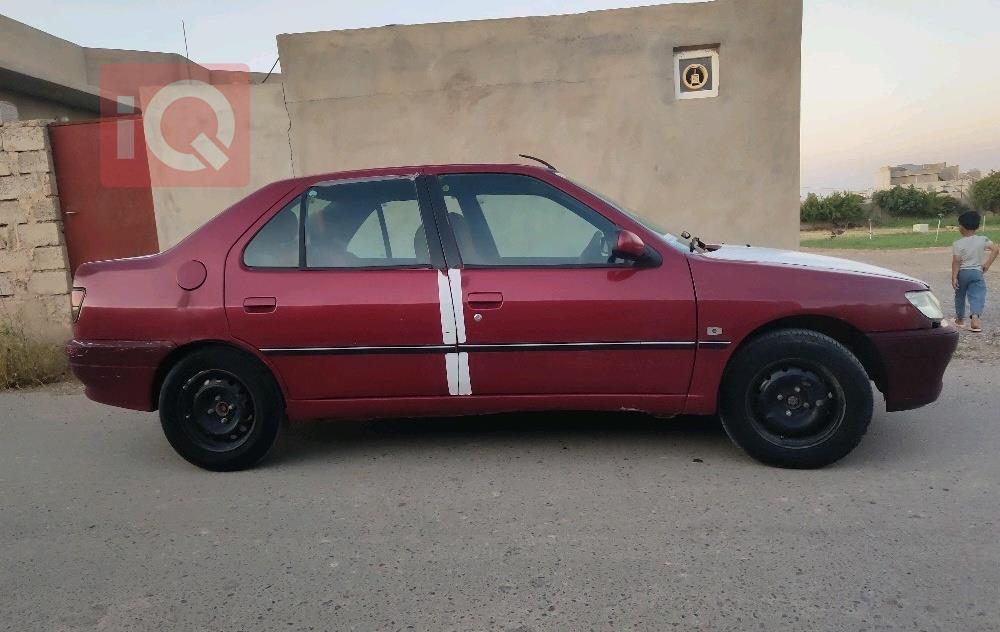 بيجو 306
